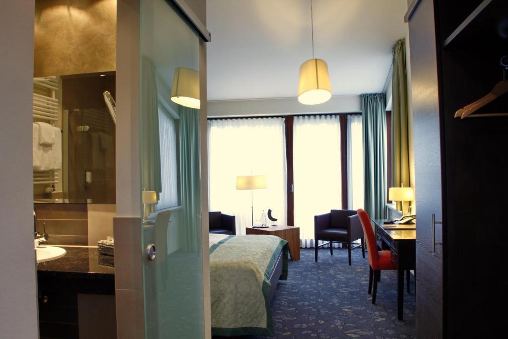 Hotel Landhaus Pollmeyer Friesoythe Buitenkant foto
