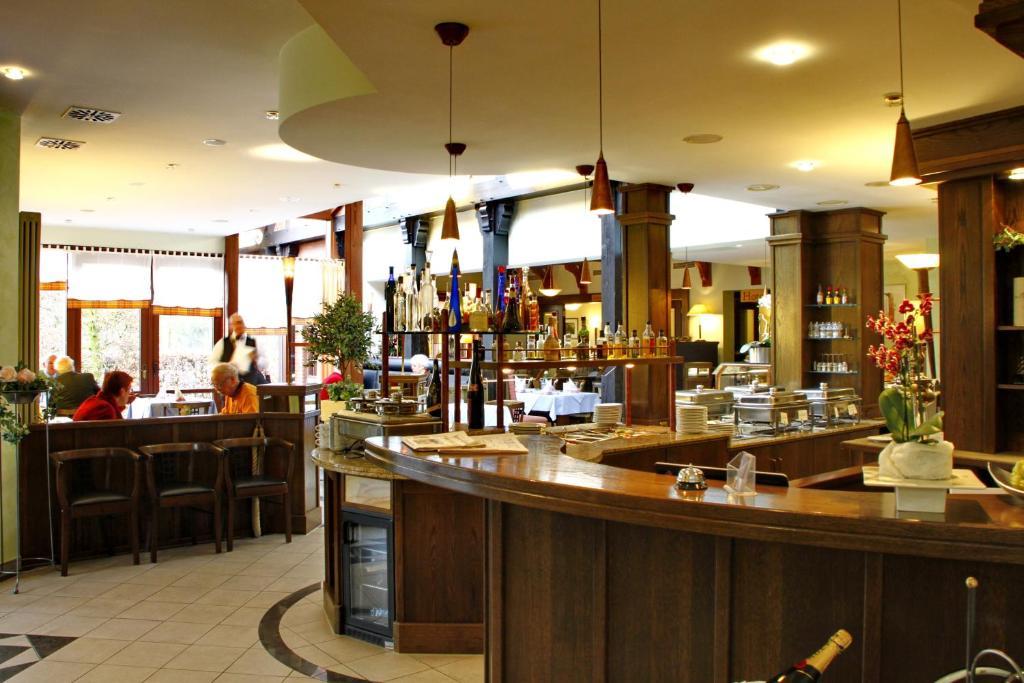 Hotel Landhaus Pollmeyer Friesoythe Buitenkant foto