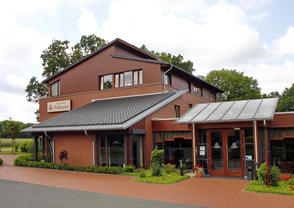 Hotel Landhaus Pollmeyer Friesoythe Buitenkant foto